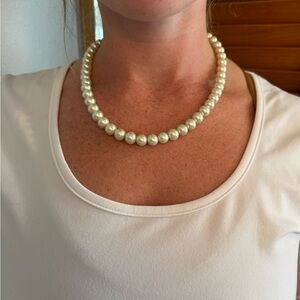 Elegant Cream Faux Pearl Necklace